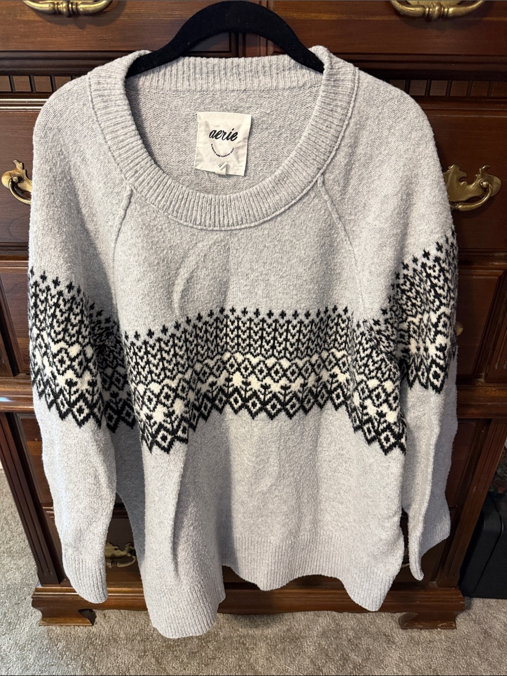 aerie Light Gray Crewneck Sweater with Black & Cream Fair Isle Detail